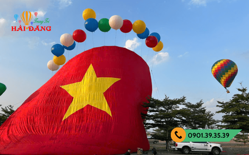 Dịch vụ bơm bóng bay kéo quốc kỳ