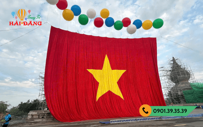 Dịch vụ bơm bóng bay kéo quốc kỳ