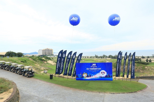BÓNG KHÍ CẦU SÂN GOLF HỒ TRÀM