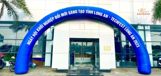 Cho thuê cổng chào hơi