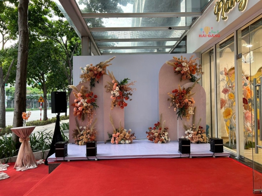 Khai trương Showroom Nàng Thơ Thủ Đức