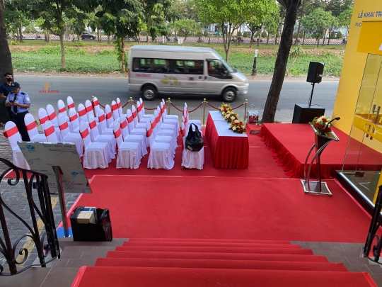 Tổ chức khai trương tại Song Hành