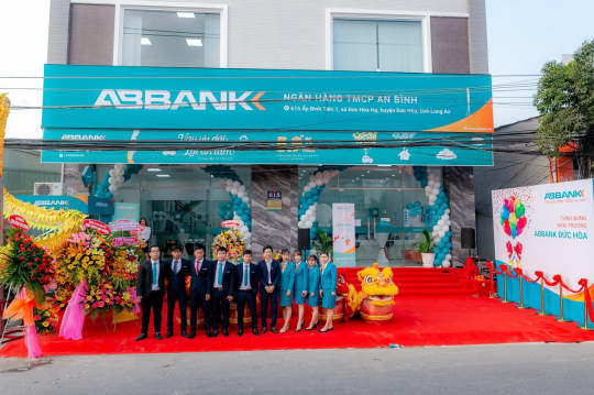 TỔ CHỨC KHAI TRƯƠNG CHI NHÁNH MỚI ABBANK TẠI LONG AN